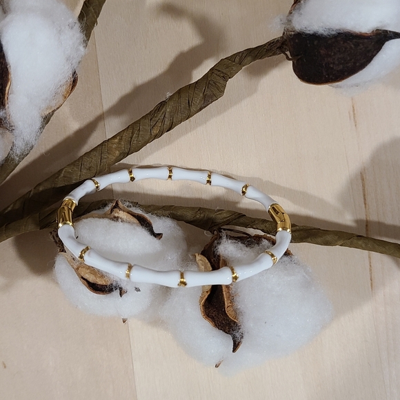 🤍💛NEW🤍💛 PRETTY!! SS WHITE and GOLD Bamboo Bangle Bracelet - Picture 12 of 14